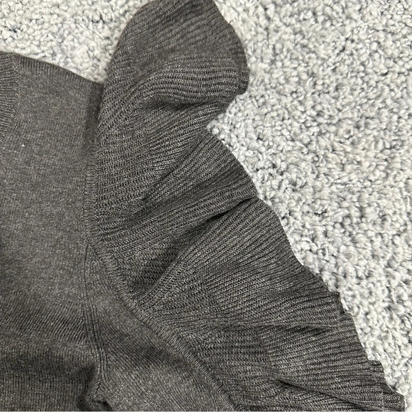 NEW with tags, Max Studio size XS gray sweater, ruffle sleeves, date night - Picture 7 of 7